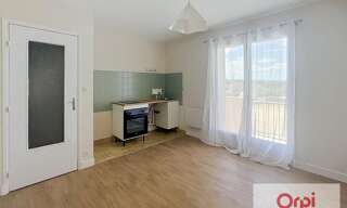 Appartement 1 Pièce 18 m² à louer à Commentry (03600)