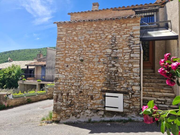 Maison de village en pierres – Saumane, Pays de Banon — photo 1