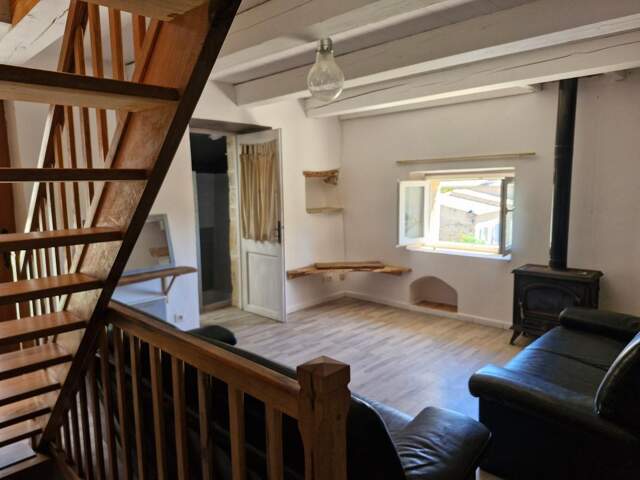 Maison de village en pierres – Saumane, Pays de Banon — photo du bien