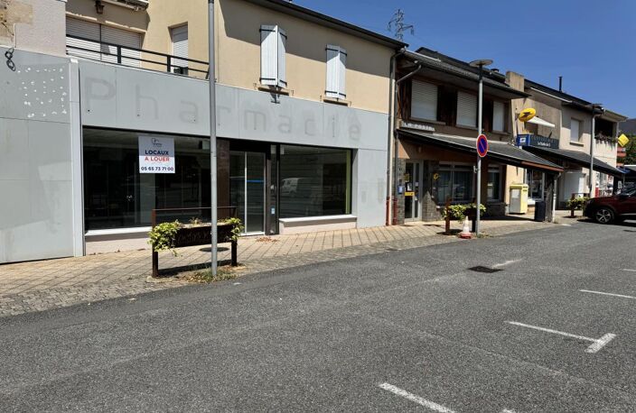 LOCAL COMMERCIAL 100 m² – OLEMPS CENTRE — photo 2