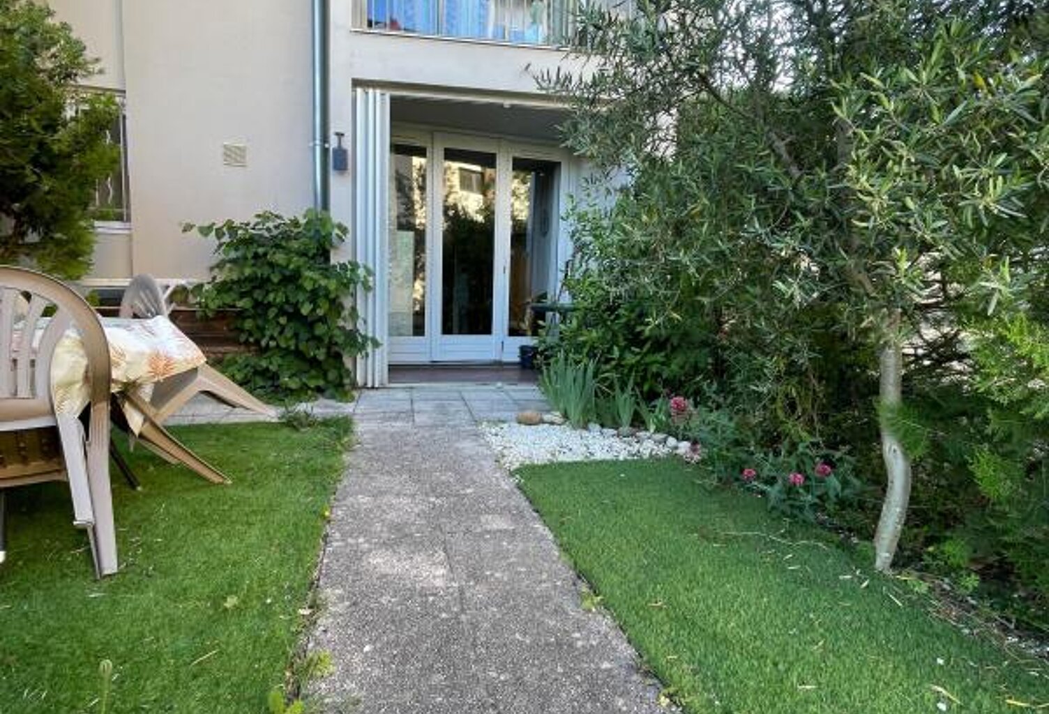 Appartement À Vendre — photo 1