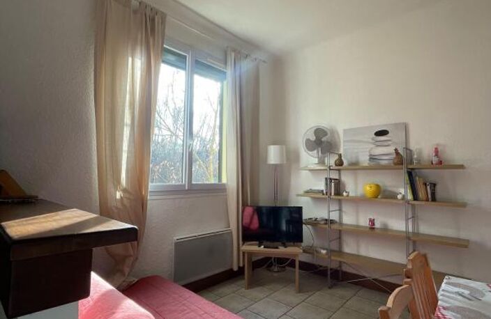 Appartement À Vendre — photo 2