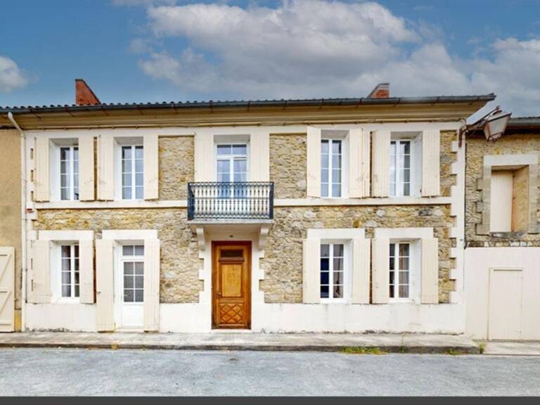 Ensemble en pierre, maison principale avec jardin et 1 appartement à VILLEFRANCHE DE LONCHAT (24) — photo 1