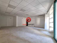Local commercial avec vitrines — photo 3