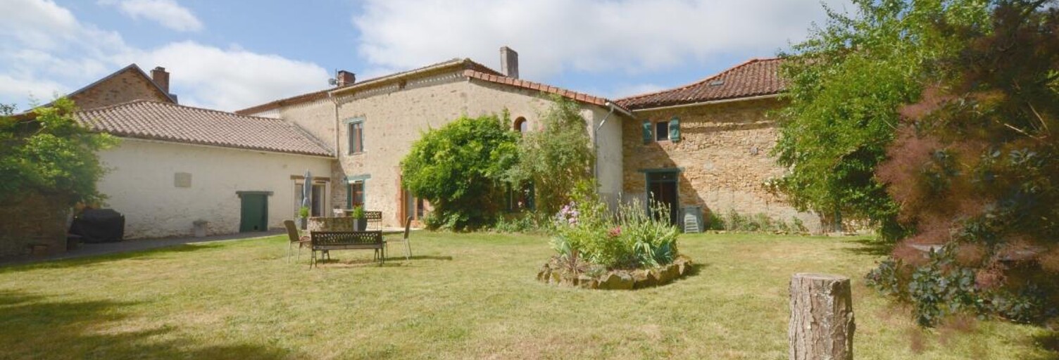 Maison 7 Pièces 215 m² à vendre à Saint-Christophe (16420)