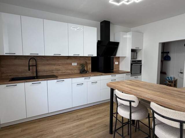 MAISON EN CENTRE-VILLE, 5 CHAMBRES, GARAGE ET JARDIN CLOS — photo du bien