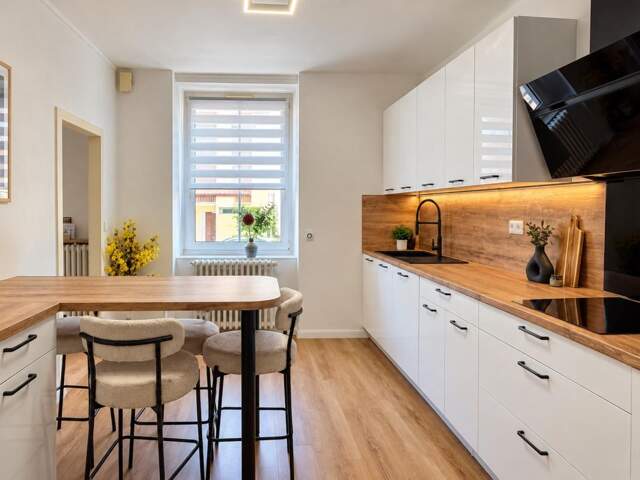 MAISON EN CENTRE-VILLE, 5 CHAMBRES, GARAGE ET JARDIN CLOS — photo du bien
