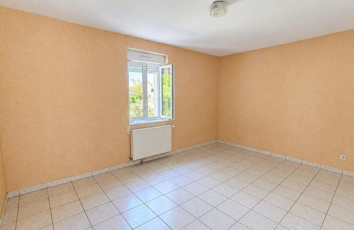 MAISON INDIVIDUELLE 3 PIÈCES – 83,29 M² AVEC JARDIN DE 812 M² À MONTCEAU LES MINES — photo 4