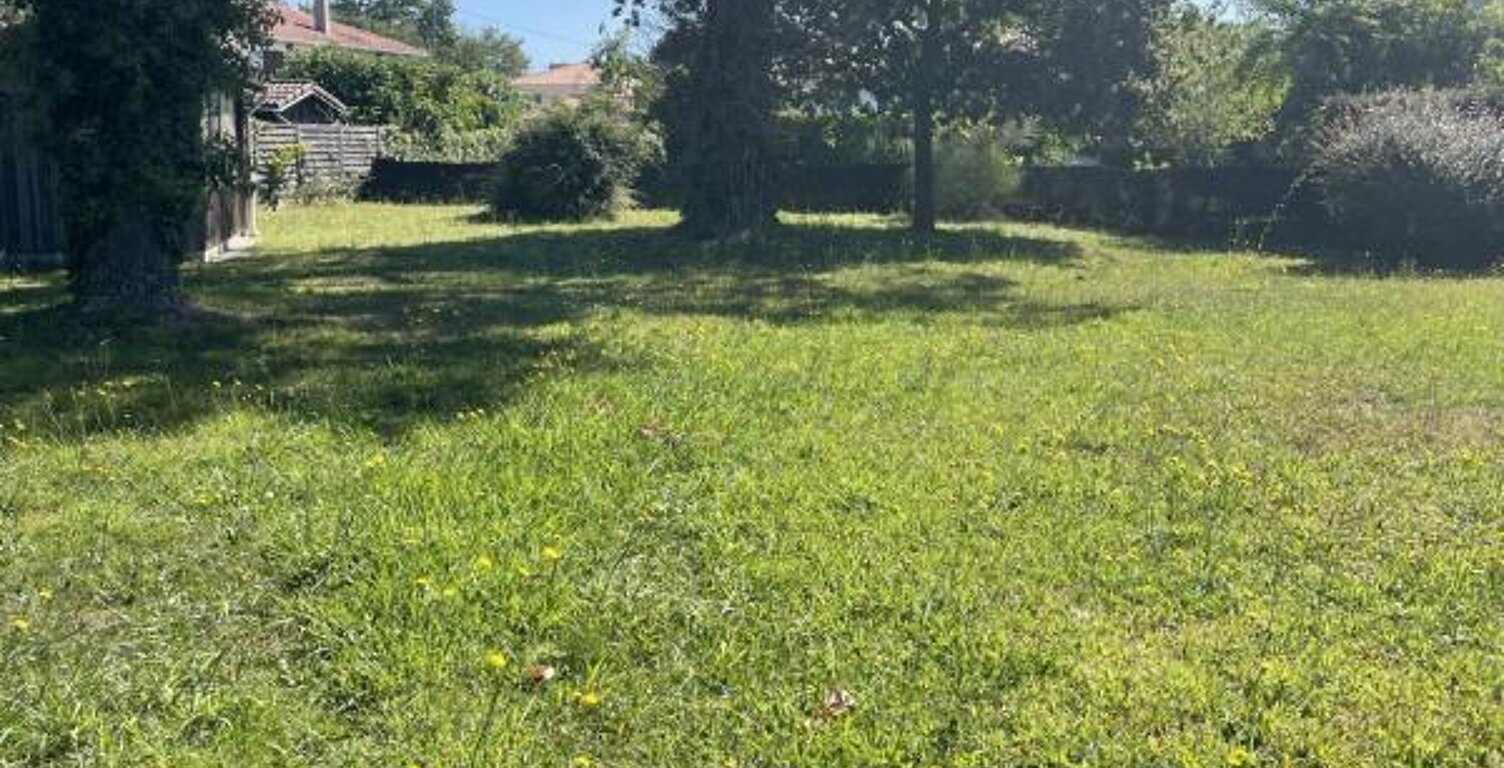 Terrain à bâtir de 713 m² à LA TESTE-DE-BUCH (33) — photo 1