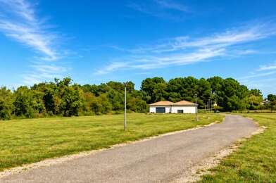 Terrain  210000 €