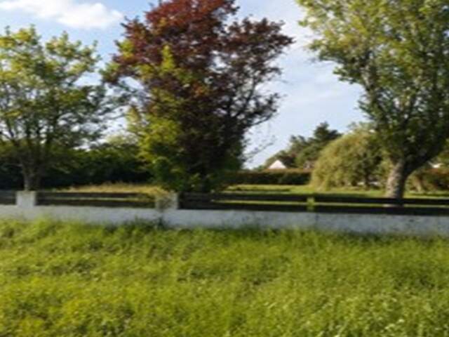 Terrain à bâtir à Périssac (33240) — photo du bien