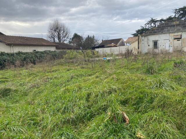 Terrain à bâtir à Bellebat (33760) — photo du bien