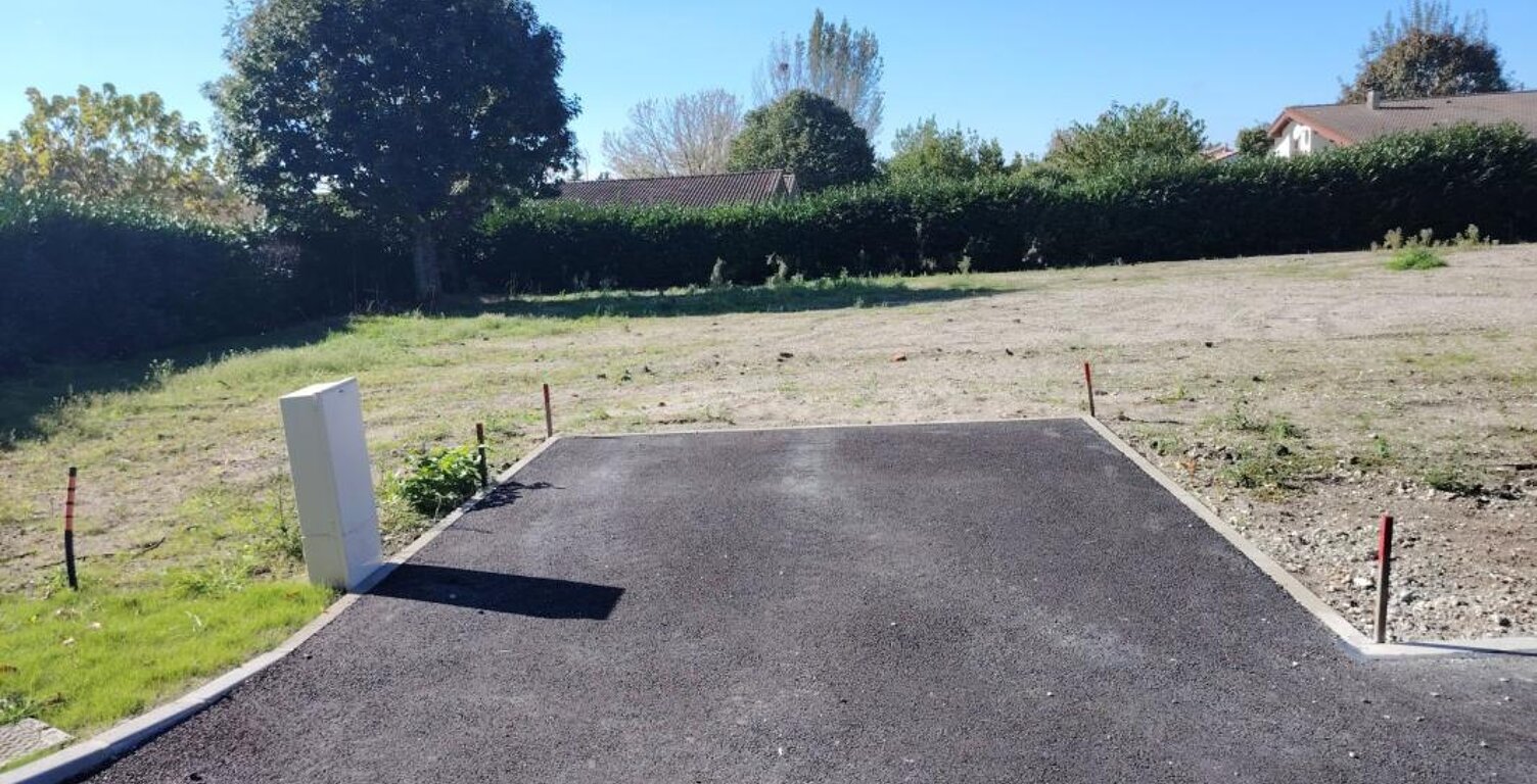 Terrain à bâtir de 670 m² à SAINT-MAGNE (33) — photo 1