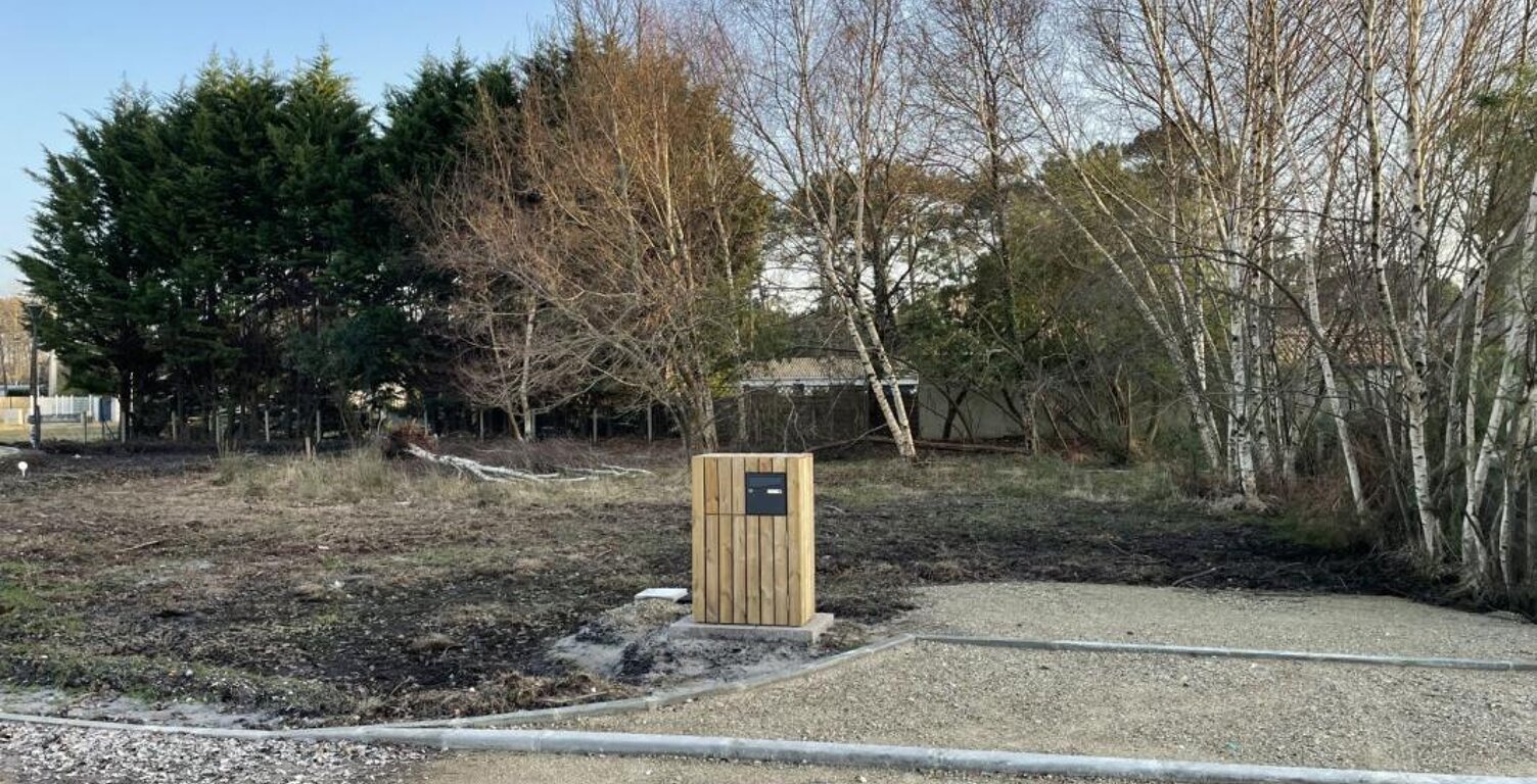 Terrain à bâtir de 913 m² à SAINT-AUBIN-DE-MEDOC (33) — photo 1