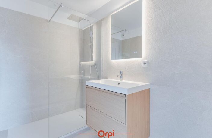 Appartement À Vendre — photo 2