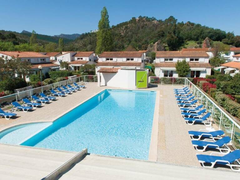 SPECIAL INVESTISSEUR - BONNE RENTABILITÉ - SECTEUR DE CHOIX - PROCHE DES PLAGES — photo 1