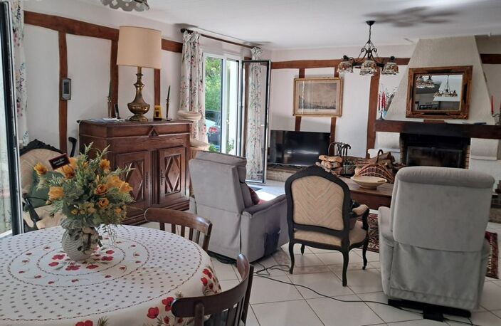 Spacieuse maison de campagne de 244 m² avec piscine — photo 5