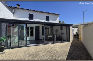 Ensemble immobilier à vendre 14 pièces LES EGLISES D'ARGENTEUIL (17)- maison principale + gîte + dépendances — photo du bien