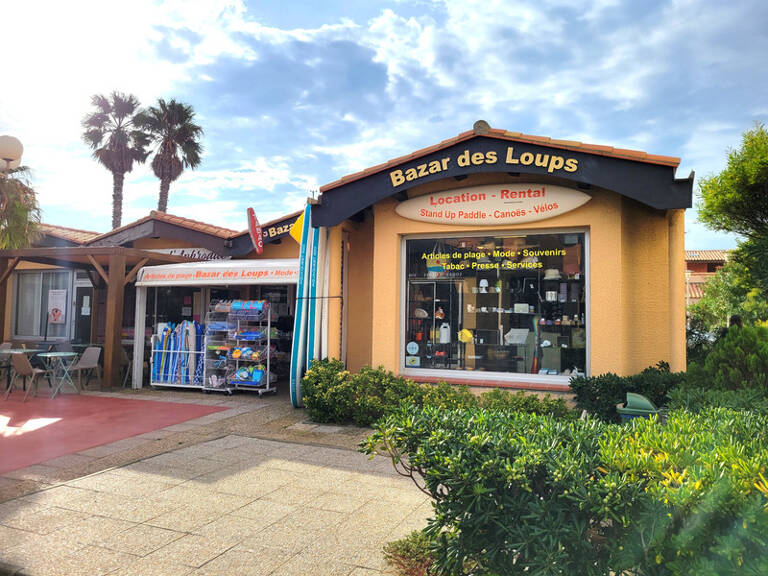 Commerce d’exception – Bazar Tabac Presse FDJ à vendre sur Leucate Naturiste — photo 1