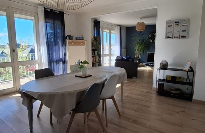 Dpt Aisne (02), à vendre SAINT QUENTIN Appartement T5 Parking — photo 3