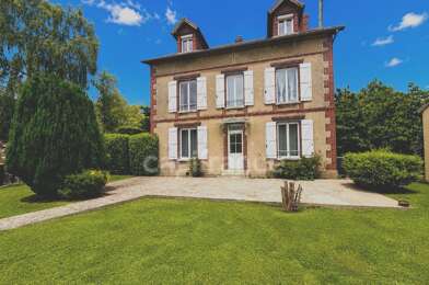 Maison 8 pièces 300000 €