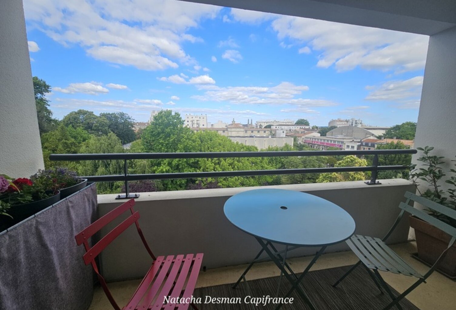 Appartement T3 avec terrasse + parking privé , à  Bordeaux – Quartier Nansouty/ Bergonié — photo 1