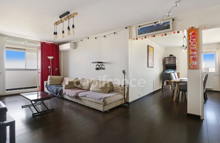 GENNEVILLIERS – AUX PORTES DU VILLAGE – 114 m² – 17e ET DERNIER ÉTAGE – VUE LA DÉFENSE — photo 2
