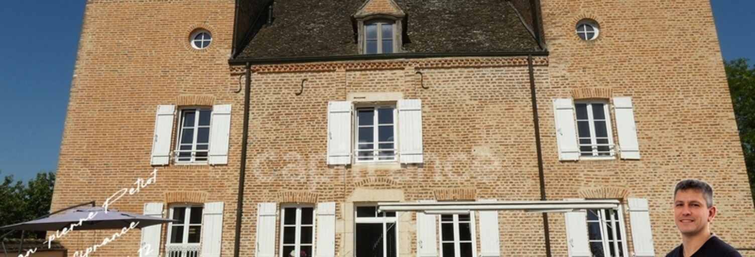 Maison 13 Pièces 395 m² à vendre à Saint-Martin-en-Bresse (71620)