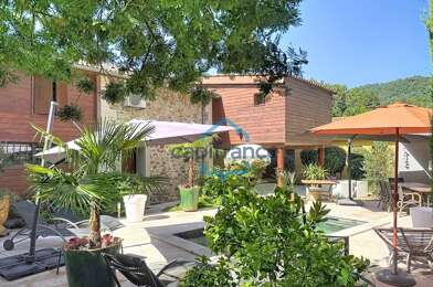 Maison 11 pièces 917000 €
