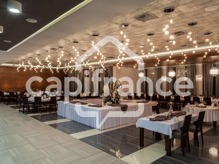 Salle de réception à vendre près de Châteaubriant – 300 m² – Idéal événementiel / investissement — photo 1