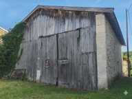 GRANGE – GRAND VOLUME – STOCKAGE / ATELIER – SECTEUR MENAUCOURT — photo 2