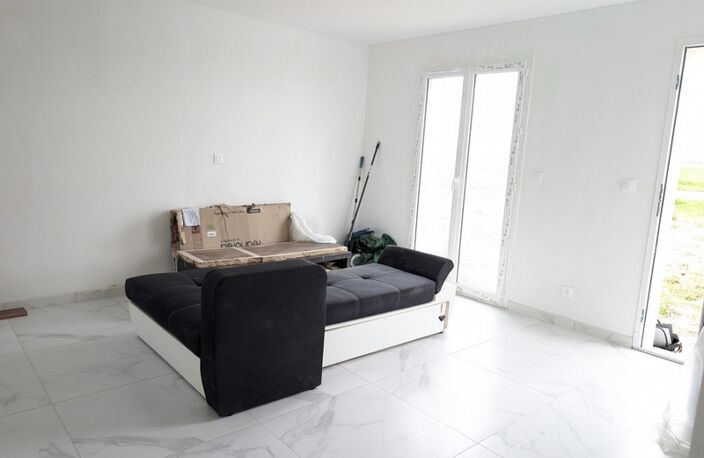 Plain pied familial récent sur OZOUER-LE-REPOS (77) — photo 5