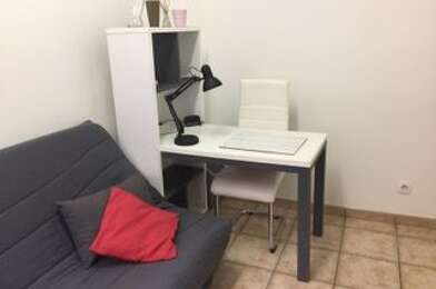 Appartement 1 pièces 470 €