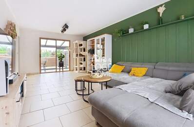 MAISON SEMI-INDIVIDUELLE DE 123 M² HABITABLE, QUATRE CHAMBRES, JARDIN, GARAGE + PLACE DE STATIONNEMENT — photo du bien