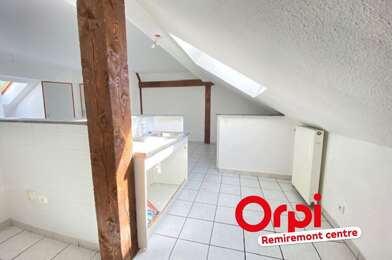 Appartement 3 pièces 590 €