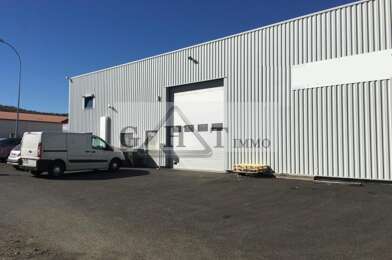 Local industriel  2700 €