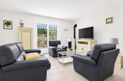 Maison de 7 pièces de 140 m² à Orgon — photo du bien