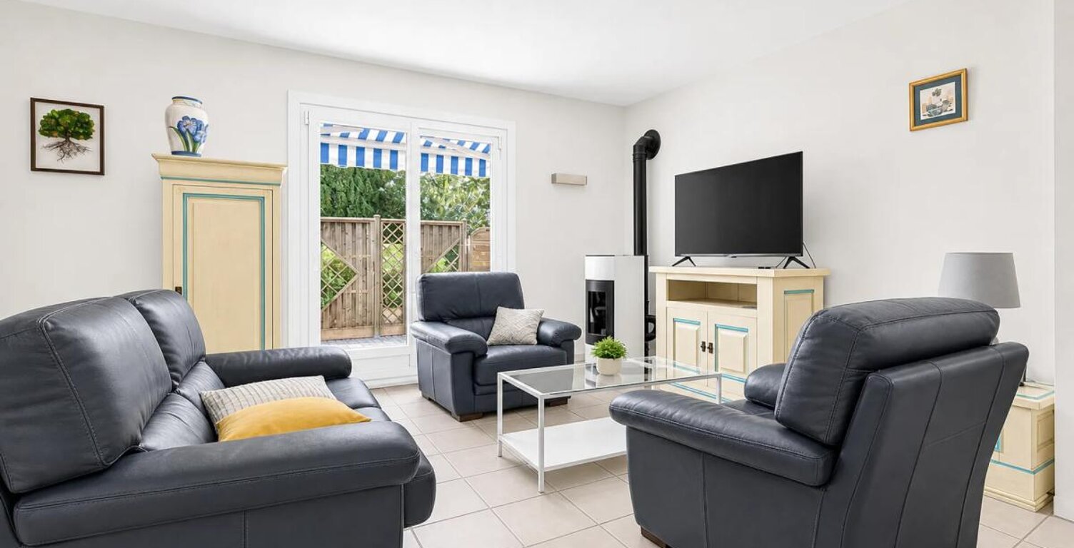 Maison de 7 pièces de 140 m² à Orgon — photo 1