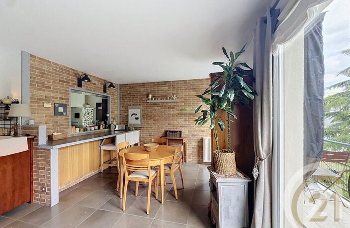 T4 — photo 2