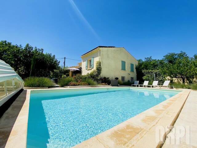 Exclusivité - Maison rénovée d'env. 130 m² avec piscine, garage et vue dégagée à Aubignan ! — photo du bien