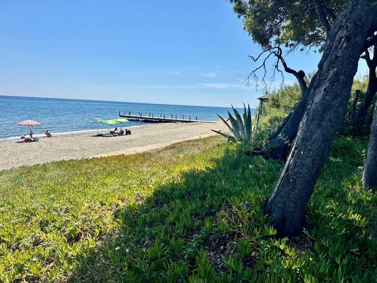 Villa T4 en bord de mer avec piscine et tennis - Cervione — photo 1