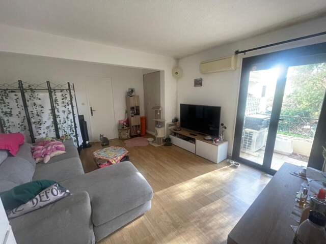 A VENDRE SIX-FOURS LES PLAGES 83140 APPARATEMENT 2 PIECES VENDU LOUE — photo du bien