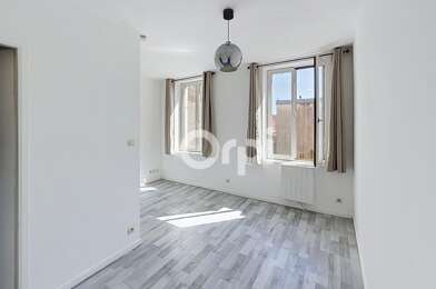 Appartement 2 pièces 560 €