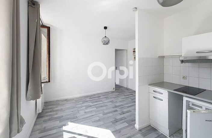 Appartement À Louer — photo 2
