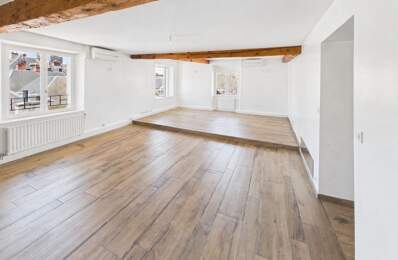 CHAMBÉRY HISTORIQUE - T4 de 109.22m² en dernier étage avec cave et greniers — photo du bien