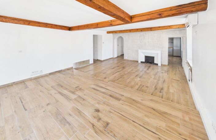 CHAMBÉRY HISTORIQUE - T4 de 109.22m² en dernier étage avec cave et greniers — photo 5