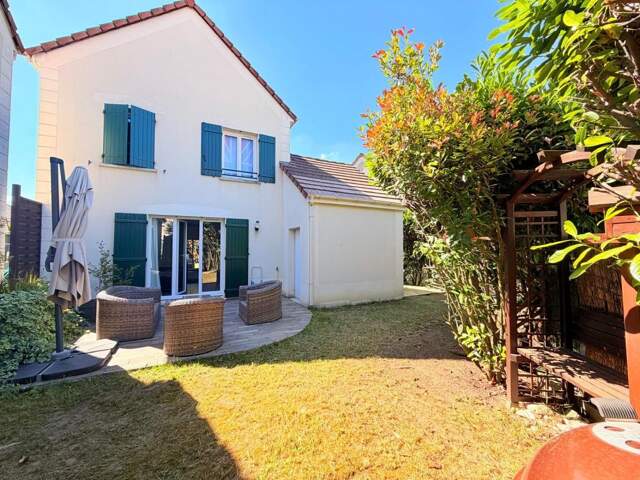 Maison À Vendre — photo du bien