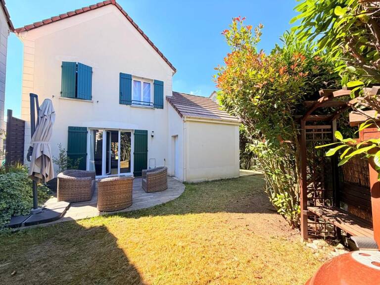 Maison À Vendre — photo 1