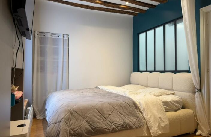 Studio de charme refait à neuf- Faubourg Saint-Antoine-vendu loué- — photo 2
