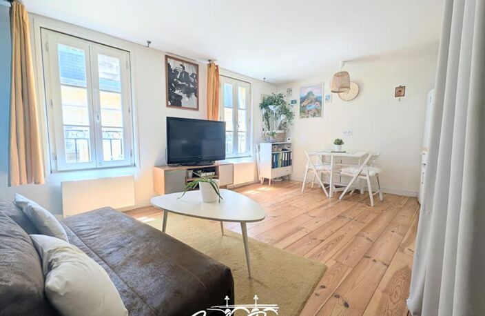 APPARTEMENT RENOVE- BORDEAUX ST PAUL- TRAVERSANT T2 34m² — photo 2